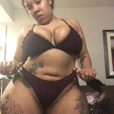 34-Year-Old Woman in Rochester for Fun, GFE, Facials, and Private Dances - 1