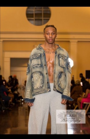 Atlanta Male Escort — Text for Prices (Clean, 18+ Only, No Men) - 1