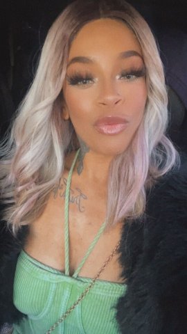 Oakland/East Bay Slim Natural Mixed Girl Escort — Petite & Feminine - 1