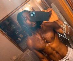 Chicago escorts - Chicago IL Male Escort — Massage, intimacy (partial or full service) and BFE