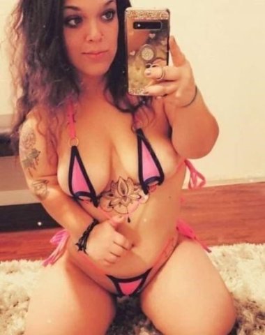 Petite 3'11" Escort in San Diego — 36C, playful pics/videos & FaceTime - 1