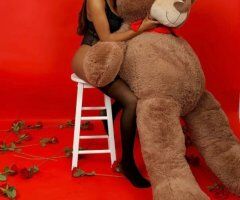Tampa escorts - Layla (Petite) — Early Morning Outcalls in St. Petersburg Area