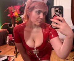 Minneapolis/St. Paul Femdom Goddess — massage, domination, dungeon time - Image 4