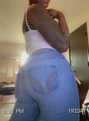 Wichita, KS Outcall Specials — Fetish-Friendly & Discreet - 1