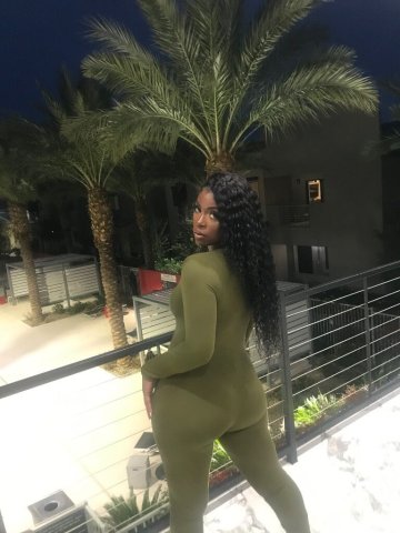 Chanel (29) — upscale San Diego escort with massages, lap dance & BDSM - 1