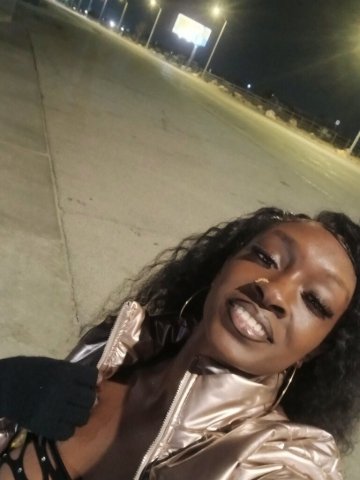 Water Park Date  — Car Dates & Outcalls (Palmdale/Lancaster, CA) - 1