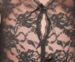 Upscale Middle Eastern Playmate (Real, Video Verified) for Outcalls — FaceTime Play - Image 2
