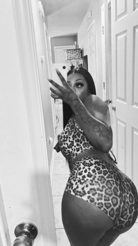 Incalls & Outcalls (24/7) — Fort Worth Fetish-Friendly Escort - 1