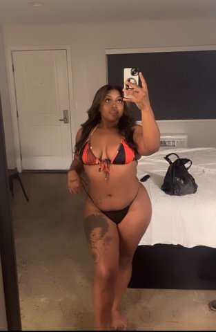 Ashley — Petite Escort for Incalls & Outcalls (No GFE/BBJ/DATY) - 1