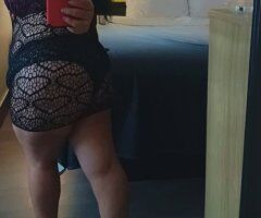 Discreta chica latina madura — salidas - Image 5
