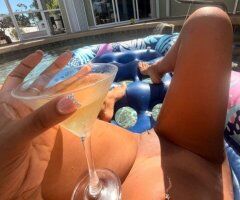 Miami escorts - Come play with me  — feet play outcalls (Miami)