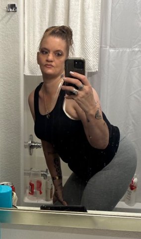 Greenville, SC 41-Year-Old Female Escort — Bald Pink Pussy for Calls - 1