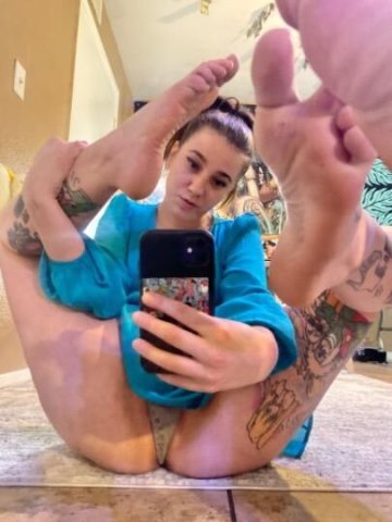 Eva in Pittsburgh — Incall, Outcall & Car Fun - 1