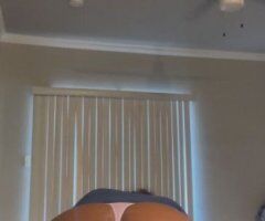 Thick-muscle vibe — Houston outcalls & incalls (no bare) - Image 4