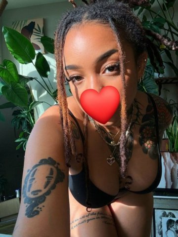 St. Augustine Female Escort — Live Facetime Phone Sex, Striptease & Video Content - 1