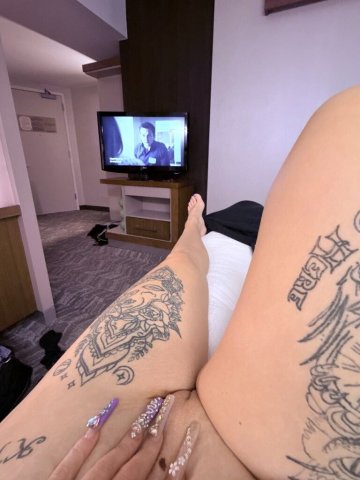 South Jersey Latina/Arab/Sicilian Goddess — Traveling Temptress (No-Deposit Weekend Specials) - 1