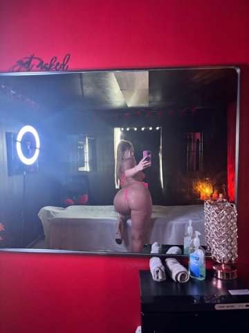 Pittsburgh PA Incall Female Escort — Two/Three Girl Sessions, Couples Welcome - 1