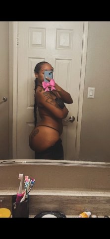 Reno, NV Female Escort — Incall & Outcall Snap/Video Verification (25) - 1