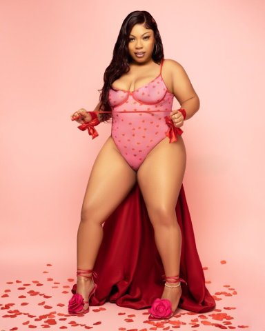 Huntsville, AL Female Escort — Prebooking Only Tonight (Throat Play) - 1