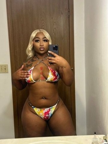Mt. Vernon WA Female Escort — Incall/Outcall + Nuru Massage (Happy Ending) - 1