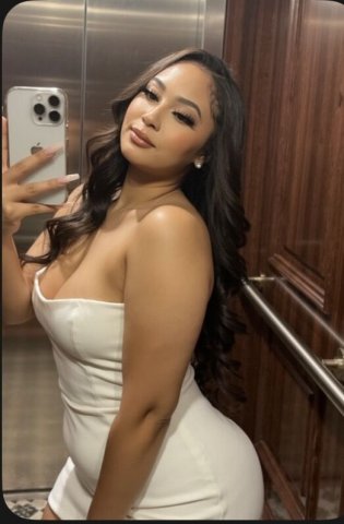 Phoenix Female Escort — short-stay meet & greet - 1