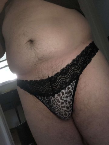 St. Louis Male Escort — 6ft 250lbs, facial hair, long hair, thongs & skirts - 1