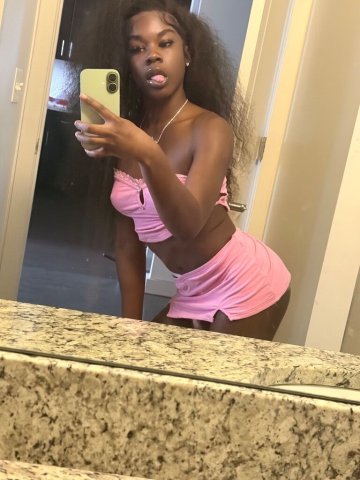 Manhattan NY Female Escort — outcalls by car, texting, and 2-girl bookings - 1