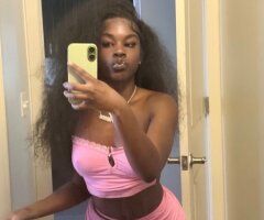 Manhattan NY Female Escort — outcalls by car, texting, and 2-girl bookings - Image 2