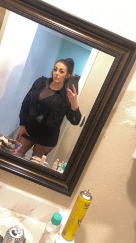 Palm Springs Birthday Escort — Casino or Drinks Tonight - 1