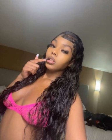Dominican Slim Escort — InCall Near Six Flags Arlington, TX (24) - 1