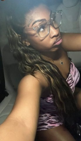 Fresno CA Independent Female Escort — Outcalls, Incall & CarFun - 1