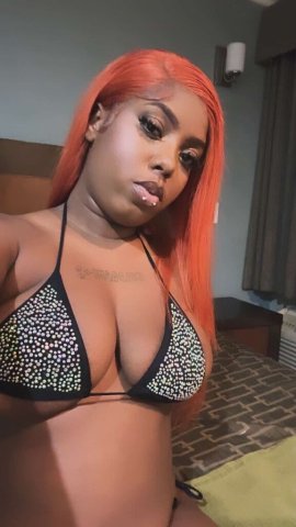 Honeyy Babe — Discreet Non-Rushed Female Escort in Fresno - 1