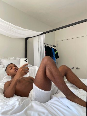 Jordan in Kalamazoo: nude erotic massage with private, discreet fun - 1