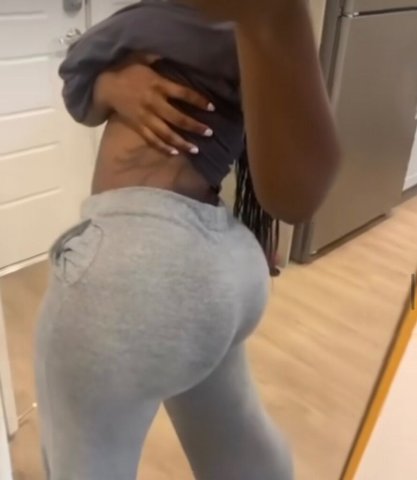 Myrtle Beach Female Escort — Nice Bubble Butt & Morning Start - 1