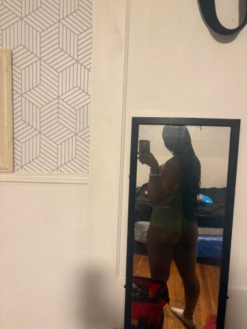 Philadelphia, PA Female Escort — Thick Chocolate Wet Play - 1
