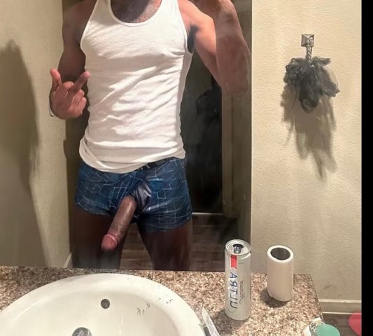 Discreet 10-inch HMU with Nuru massage — Las Vegas in-calls or Uber rides - 1