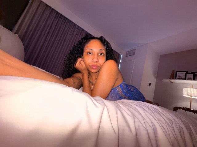 Xamira — San Fernando Valley Female Escort - 1