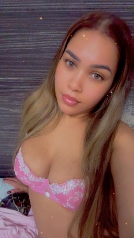 Bridgeport, CT Blond Female Escort — Real photos, green-eyed, big butt - 1
