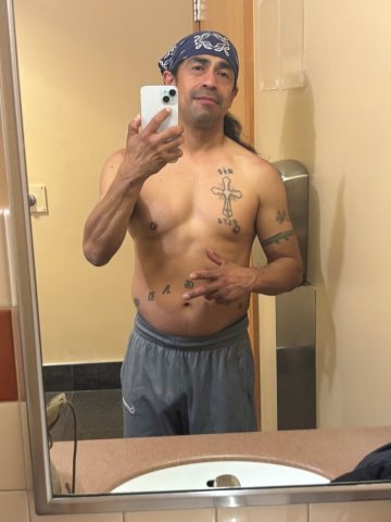 Denver Male Escort — Athletic Tone Shaping - 1