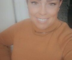 Kansas City escorts - Mature Female Escort Specials Right Now (Kansas City)