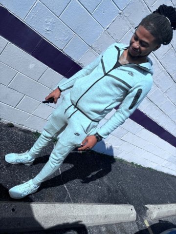 St. Louis Male Escort — incalls & outcalls, public play, FaceTime verification - 1