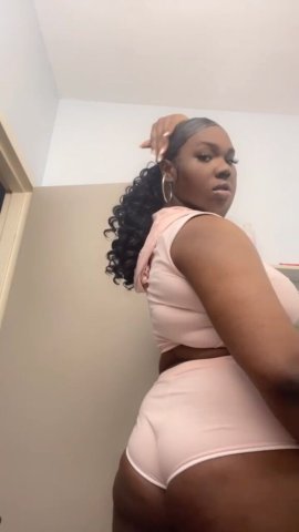 Lafayette Valentines Day Special Female Escort — video verification - 1