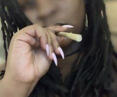 Knoxville Female Escort — Outcalls Only, 4'9 Long Locs - Image 4