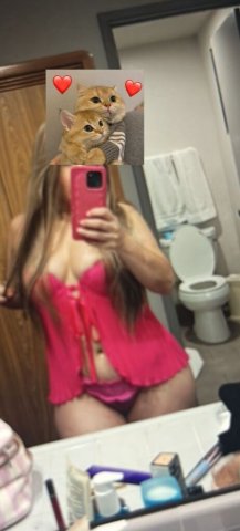 Latina Female Escort in Monterey, CA — Extras available - 1