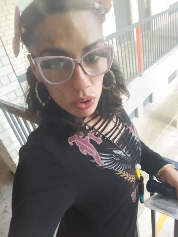 Puerto Rican Female Escort — Houston, TX Ocean-Themed Flirty Sessions & Video Chats - 1