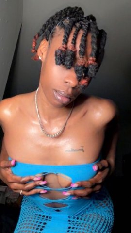 Kaylah in Boston: Shaved Pussy Tight & Sweat, Throat Master - 1