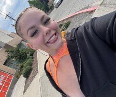 Olympia escorts - Olympia WA Outcall Female Escort — Wet Jet & Golden/Brown Shower