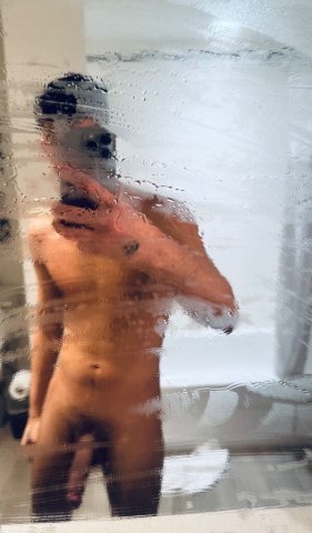 Chicago IL Latino Male Escort — party, long sessions, top & bottom, massage, dom/sub - 1