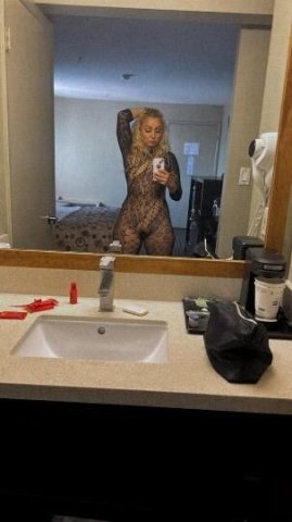 North Bay Russian/Italian Blond Babe Penny (28) — Escort & companionship - 1