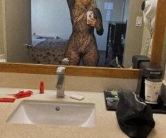 North Bay escorts - North Bay Russian/Italian Blond Babe Penny (28) — Escort & companionship